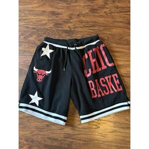 Ultra Game Chicago Bulls Size  Black Mesh Basketball Athletic Shorts XS